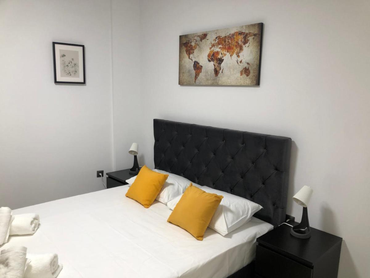 Our Little 1 Apartment เอเธนส์ ภายนอก รูปภาพ